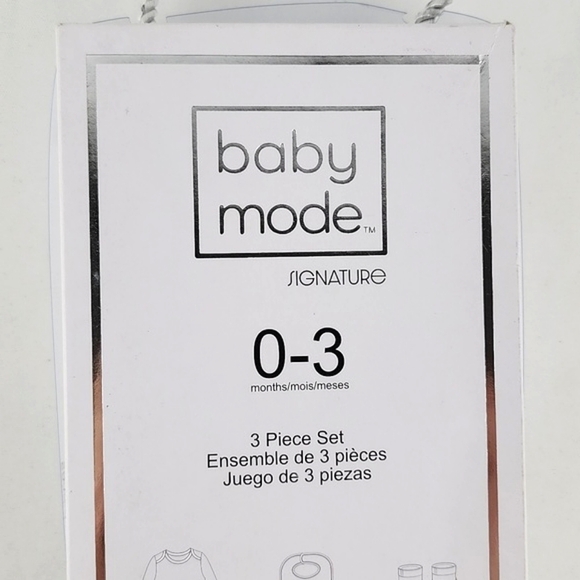 Baby Mode Signature 3 Pc Penguin Winter Gift Set Box Bodysuit Bib Socks Size 0-3 - Picture 8 of 12